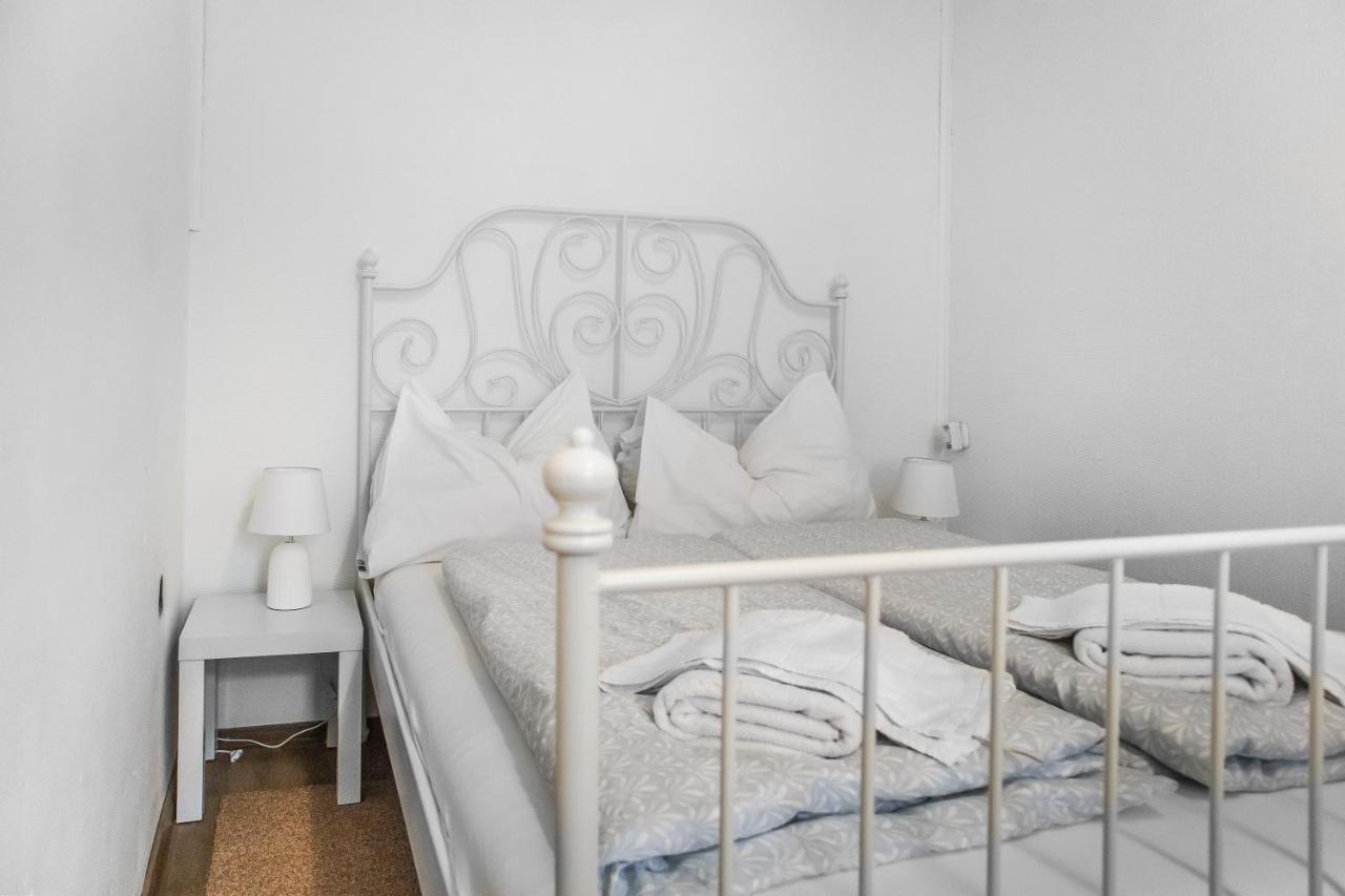 Adorable 2Br Apt. Near Millenium Tower And Danube Apartment Виена Екстериор снимка